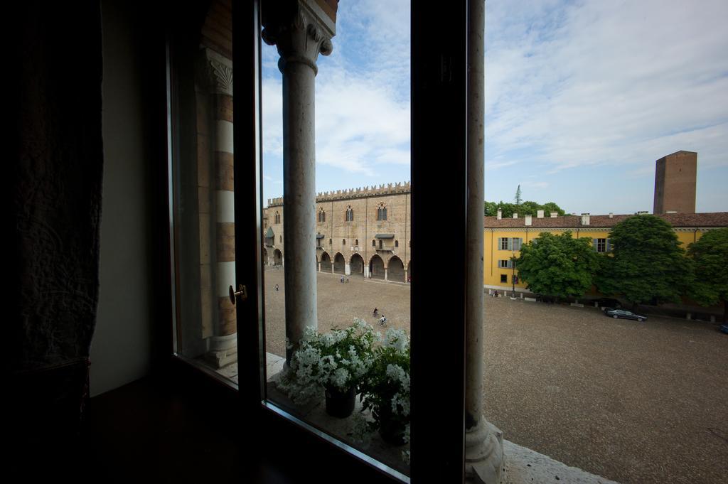 Palazzo Castiglioni Luxury Suite And Rooms 만토바 외부 사진